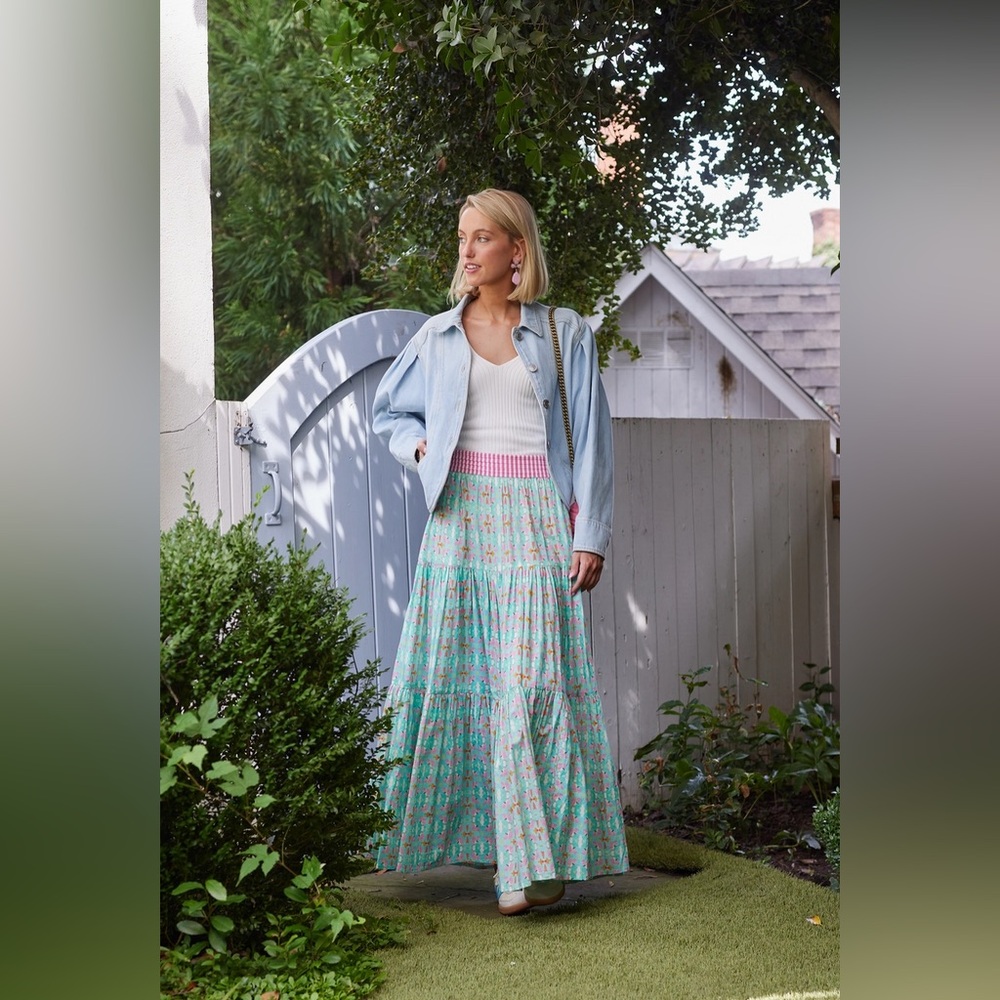 Brooks Ave Green and White Tiered Maxi Skirt Resort Wear